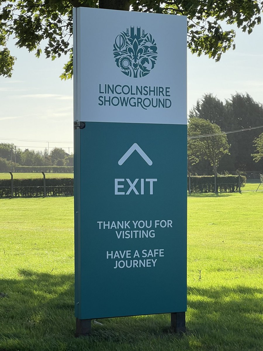 CharlesAnyan's tweet photo. Excellent trip up to @LincsShowground for a Lincolnshire Farming Conference meeting. It promises to be a cracking event as always. See you all at #LFC23 on the 9th February 👍 https://t.co/gD2qaQGwyR