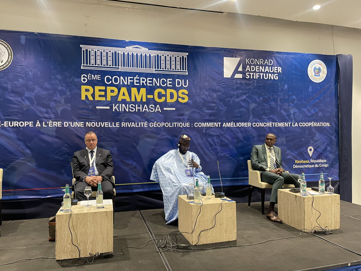 Kas_sipodi's tweet photo. Ouverture officielle de la 6ème Conférence du Réseau des Parlementaires Africains Membres de Commission Défense et Sécurité #REPAMCDS qui se déroule à #Kinshasa 🇨🇩 https://t.co/4JPEm5hPdM