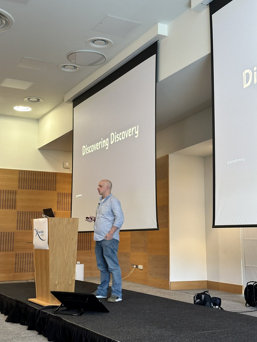 Diving into discovery with the wonderful @garyfleming #lascot