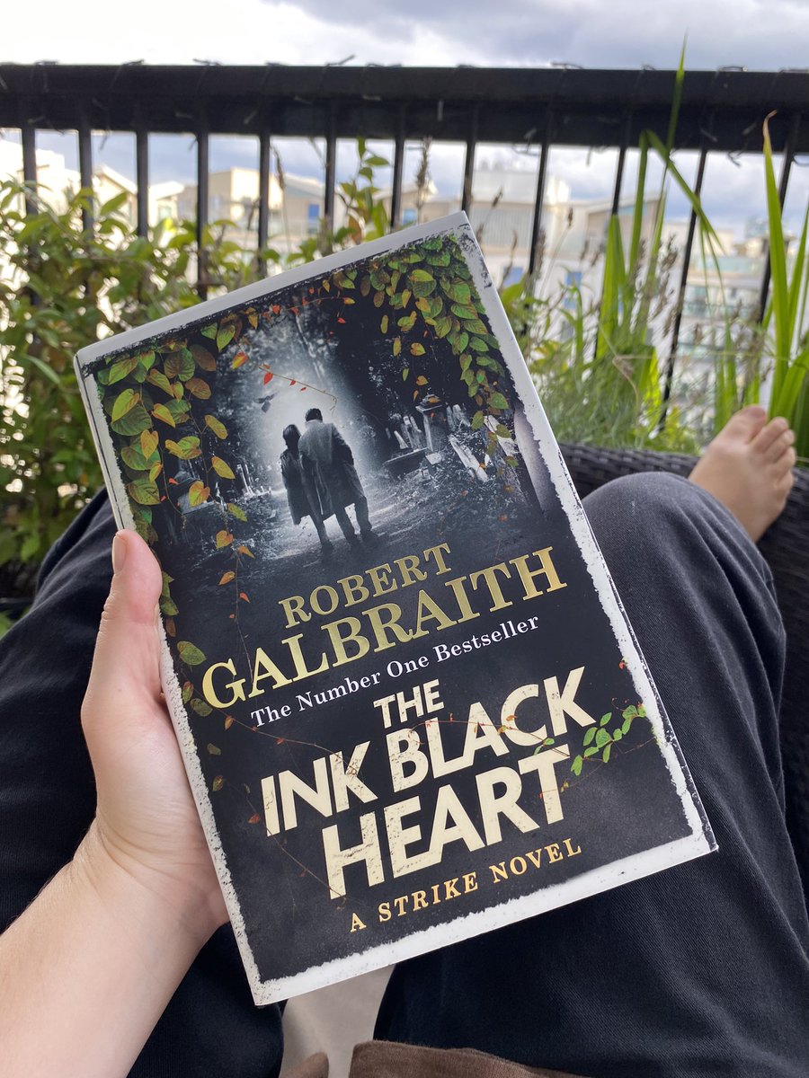 PennyWrites1's tweet photo. I’ve just finished this series and there are no words strong enough to describe how fantastic they are.
A detective agency in London and characters that I’ll be in love with the rest of my life.
I don’t say this often, but I’m re-reading!!
#ComoranStrike #RobinEllacott https://t.co/WMCDq9C8j9