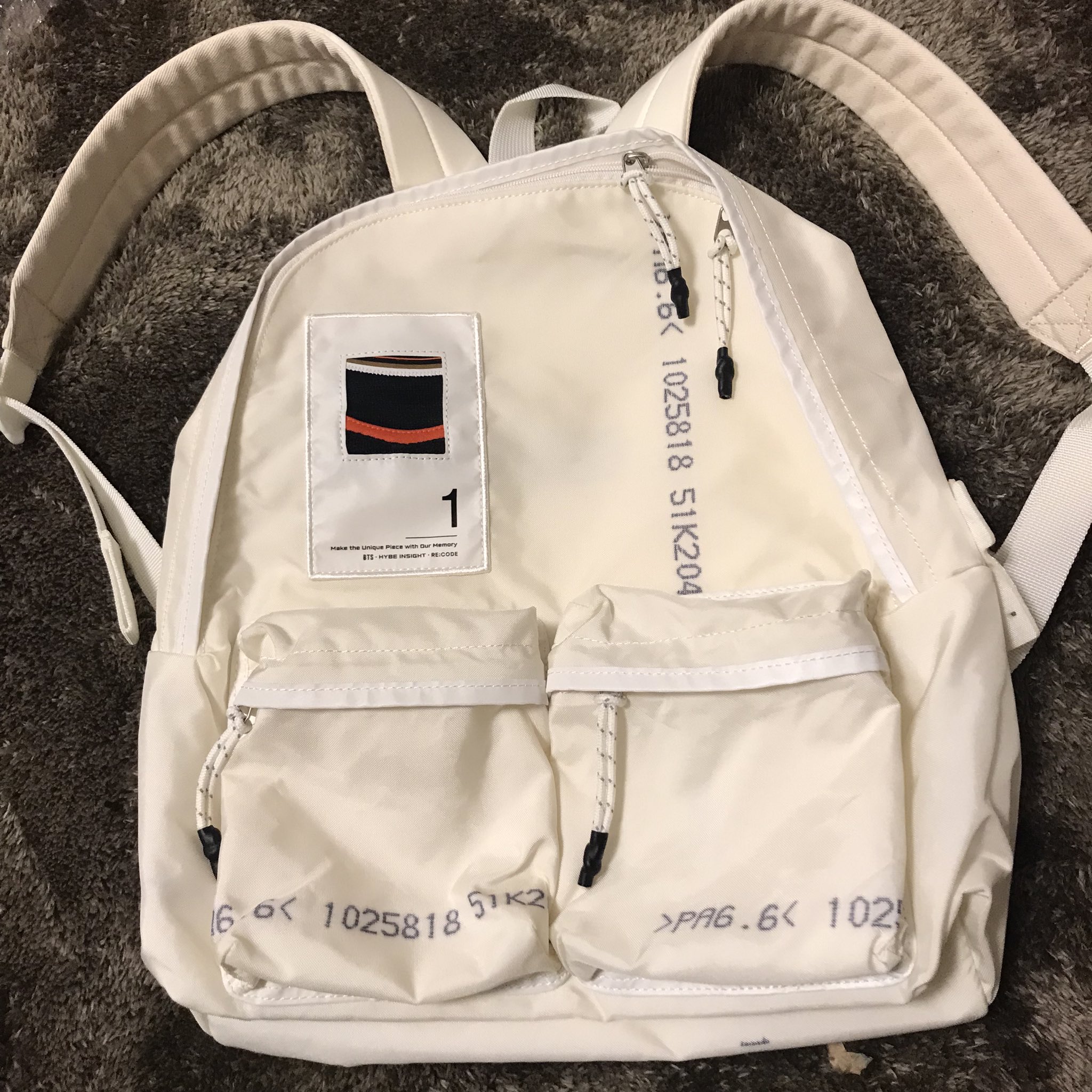 逆輸入 BTS ジョングク INSIGHT HYBE リュック RECODE アイドルグッズ