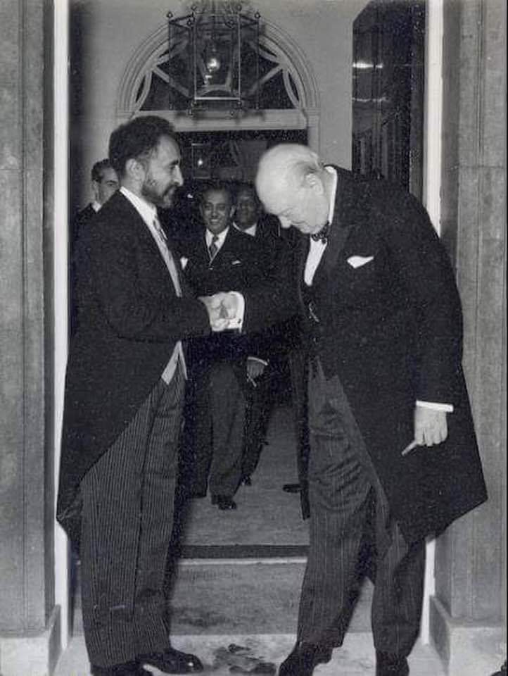 IAMRAPCHA's tweet photo. Former UK prime minister, Winston Churchill, one of the most vicious racist of the 20th century, bows before H.I.M 🇪🇹
Every knee shall bow ⚔️ https://t.co/i4K81PKd6K