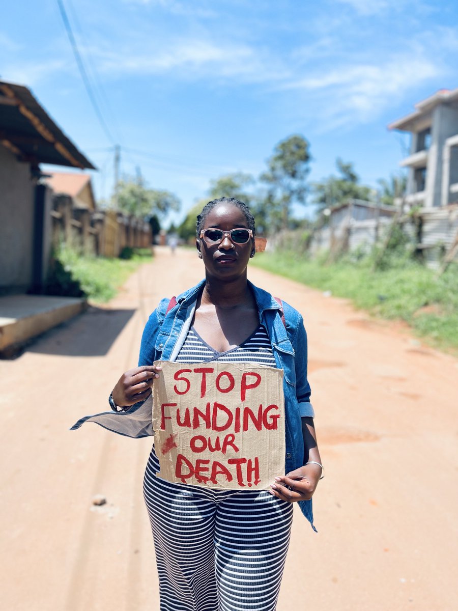 TKobusiingye's tweet photo. Stop Funding our Deaths.
Uganda alone this year has lost more than 1000 lives majority of whom were children and women due to climate induced catastrophe. But we still haggling over #ClimateFinance and Loss and Damage reparation. #4Point6T @LossandDamage @4Point6T https://t.co/9KjcB3EyOb