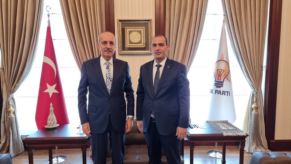 Fatih__Bildik's tweet photo. Genel Başkanvekilimiz Sn. Numan Kurtulmuş Beye ziyarette bulunarak ilçemizde yürüttüğümüz çalışmaları anlatıp, kıymetli tavsiyelerinden istifade ettik.

Değerli Başkanvekilimize hüsnükabul ve misafirperverliğinden dolayı teşekkür ediyorum.

@NumanKurtulmus https://t.co/abvAUKU71Q