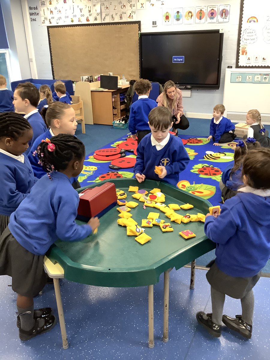 maths_STOL's tweet photo. Our reception children had lots of fun during our Maths Party day @teresaoflisieux https://t.co/6RQ1tYwhd5