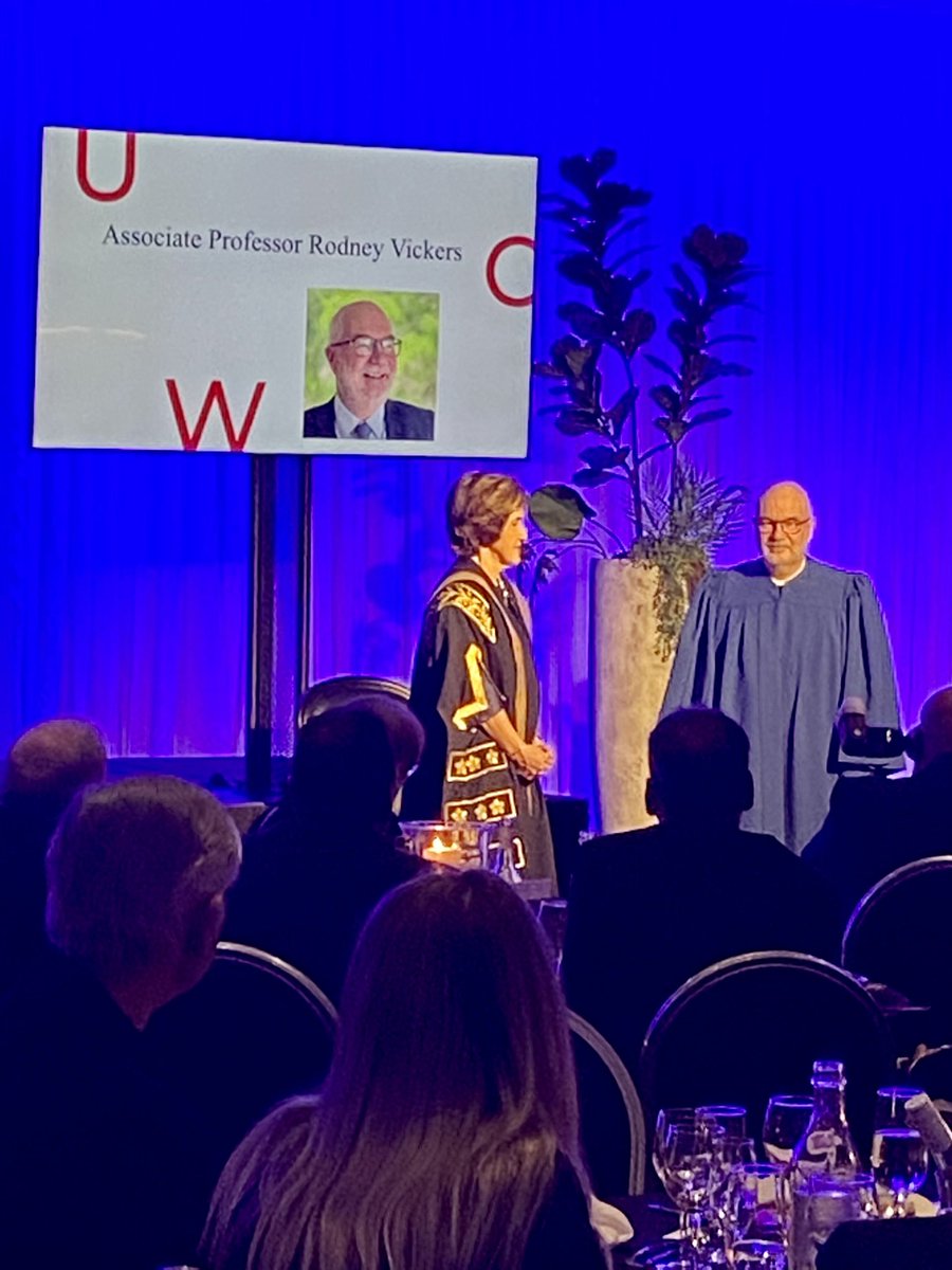 UOW's tweet photo. We are very honoured to welcome our 2022 #university fellows
Dr Christine Gillies
Barry Irvin AM @BegaCheese1 
Dr Liz Magassy
Rosaline Montagner
Assoc Prof Rodney Vickers @uoweis 
#weareuow @UOW_VC https://t.co/DYgofOQqq0