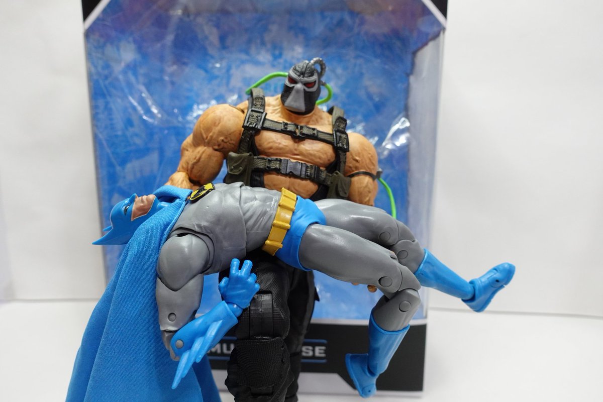 MonitosQ's tweet photo. Nuevo video en el canal Bane de la línea DC Multiverse y McFarlane Toys, una figura de gran tamaño y detalle aunque sufre un poco en sus articulaciones 

https://t.co/wzHKUaazsi

#mcfarlanetoys #dc #dcmultiverse #dccomics #bane #megafig #batman #Qmonitos #QmonitosReview https://t.co/zuEj6JWqDI