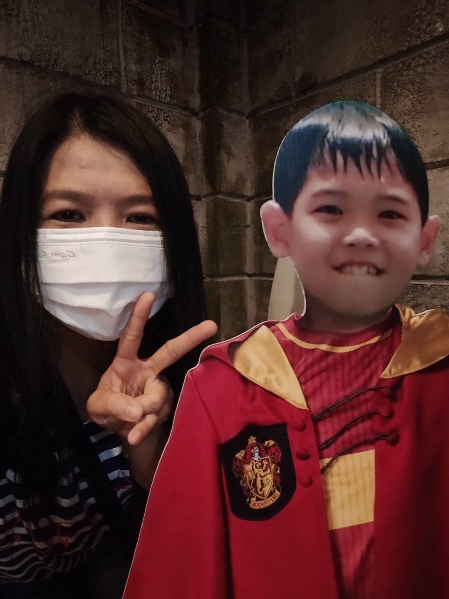 koryalovyw's tweet photo. รูปเยอะอยากเก็บทั้งหมดไว้ดูอ่ะ เผื่อแต้มบุญยังพอมีขอลุ้นรางวัลหน่อยละกันนะคะ 🙏
#thewizardofanan #yinyin_anw https://t.co/IJ054BdcuS