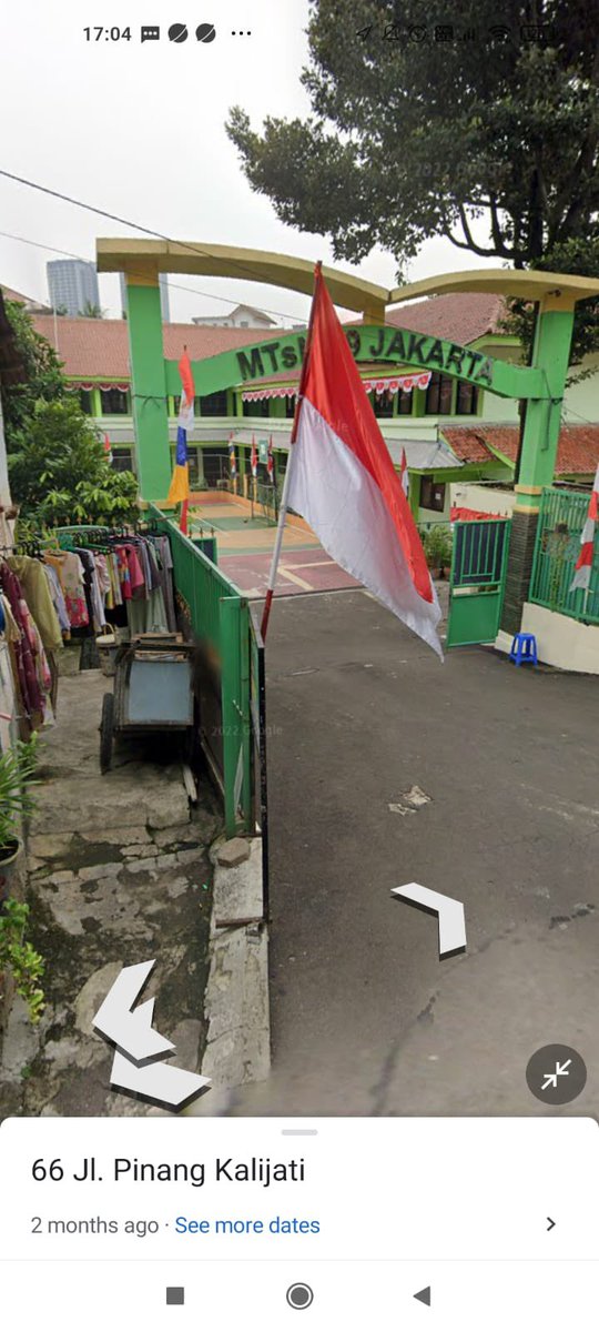 fraksinasdemjkt's tweet photo. Terakhir diketahui sebanyak 2 korban meninggal dunia tertimpa robohan dinding. Dan masih berusaha untuk mencari korban lainnya di MTS 19 Jakarta.
#MTS19
#MTSN19Jakarta https://t.co/uuiUZ3nAu7