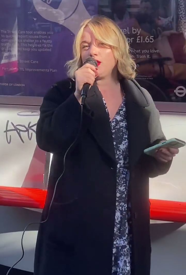 “I really feel there is a moment in this country, that working class people are waking up to their power.”
<a href="/DrJoGrady/">Jo Grady</a>, General Secretary of <a href="/ucu/">UCU</a>. #RespectFE

Retweet if you agree.

#EnoughIsEnough