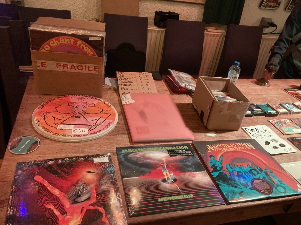 acidmothers's tweet image. Tonight we will sell our merchandise on the road front of Elsewhere UK Margate 
18:00-19:00
elsewhere.community