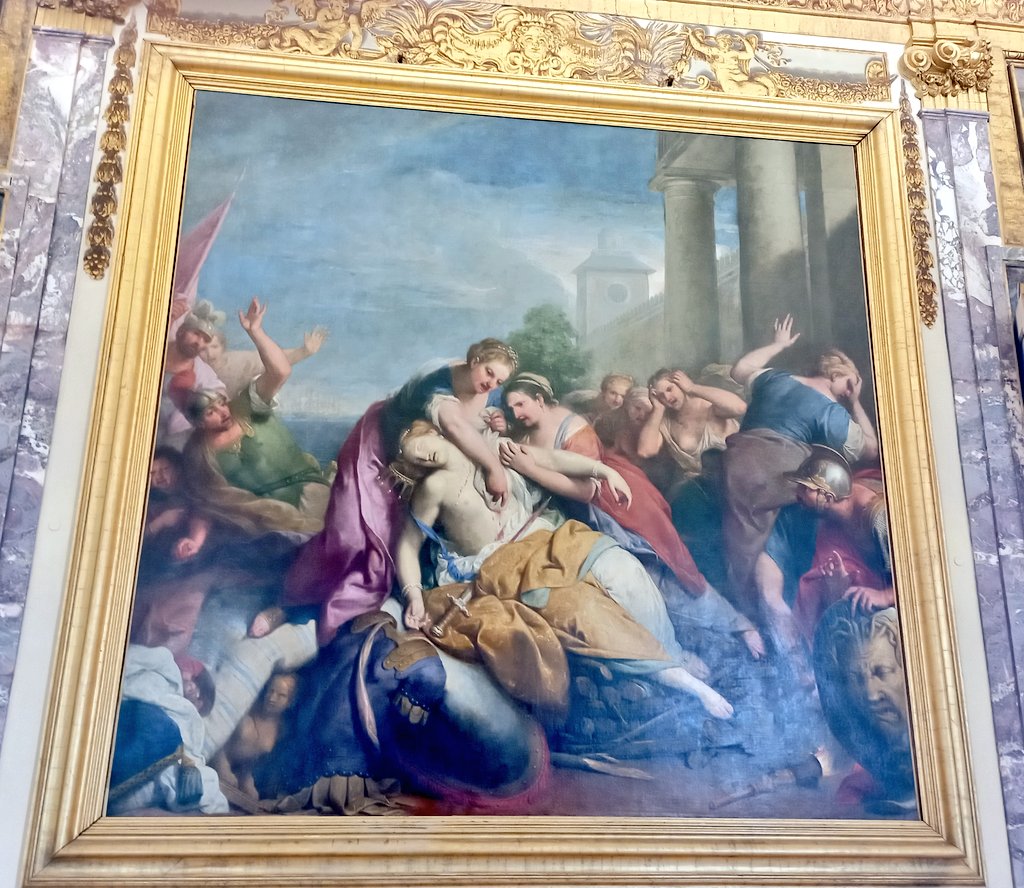 galleriaspada's tweet photo. #PalazzoBuonaccorsi a Macerata conserva la bella Sala dell'Eneide, affrescata dai pittori romani Michelangelo e Niccolò Ricciolini. Ci sono familiari sia gli artisti, che hanno lavorato anche per la famiglia Spada, sia i temi, come la Morte di #Didone di Gregorio Lazzarini🤩🎨 https://t.co/jK8GlA2jEH