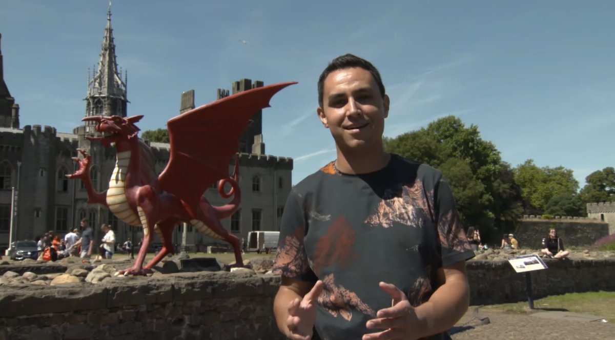 CricketWales's tweet photo. #TBT - Throwback to the South 🏴󠁧󠁢󠁷󠁬󠁳󠁿#CountdownCup Final @cardiff_castle this summer 💯🏏🏆🏰
Diolch @BBCSport @ben_cajee @thehundred @ECB_cricket for this, featuring the awesome @eystwales &amp; @LlandaffCC Ladies &amp; @MujiDCO #WeAreWelshCricket 🏏🏴󠁧󠁢󠁷󠁬󠁳󠁿 @sportwales 
https://t.co/z6lVpUmhrq https://t.co/ntmNgwt8wD