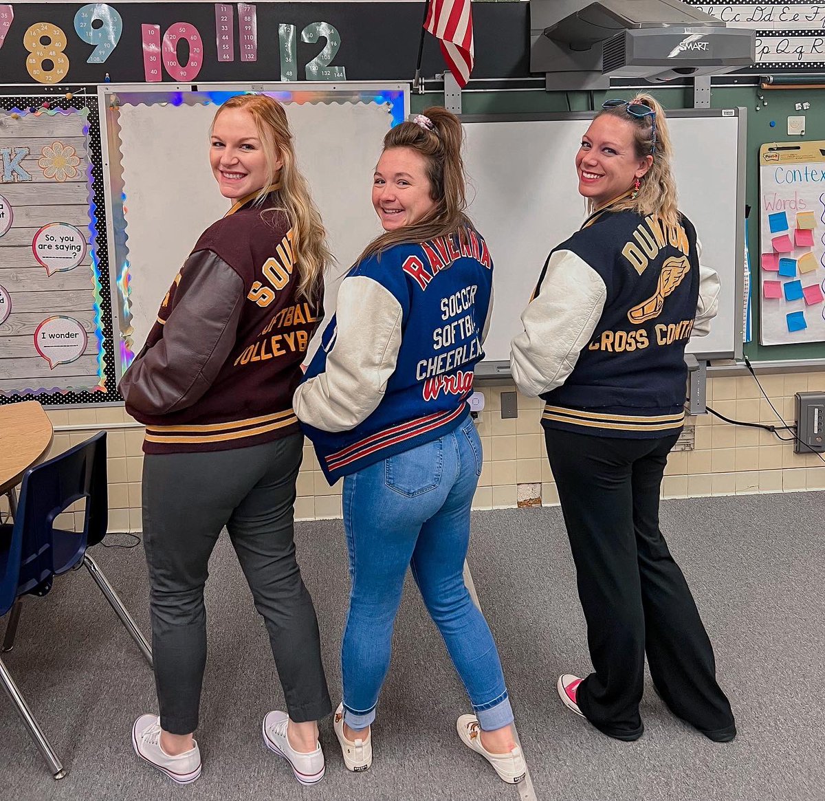 MrsGibson112's tweet photo. Third grade teachers are LOVIN throwback Thursday today! #HomecomingWeek https://t.co/d9bbQHIWef