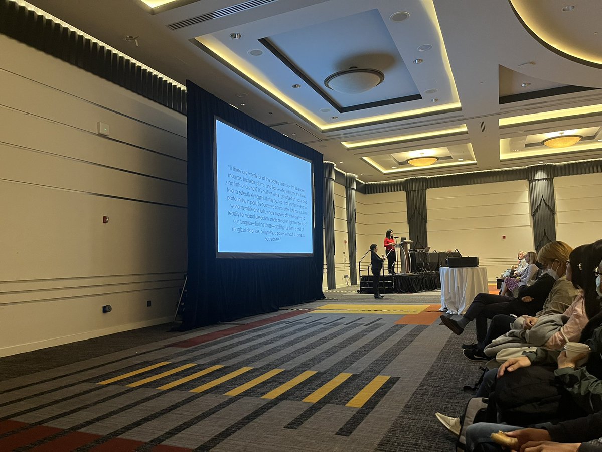 lisajohnsnorris's tweet photo. So excited to be back together with my fellow neuroscientists at our first in-person conference since the world shut down! @SNLmtg #snl2022 https://t.co/iu0VcBZ1zY