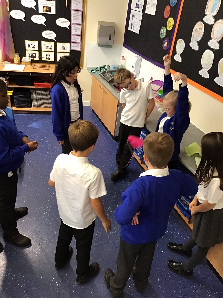 CanonYearFive's tweet image. Some more amazing science going on this afternoon! Forces and Mechanisms has been such an interesting topic and this afternoon they are learning about air resistance! Testing parachutes with different materials. 🪂 @Cornerstonesedu @LT_Trust @CanonSharples #CSPSSTEM #CSPSScience