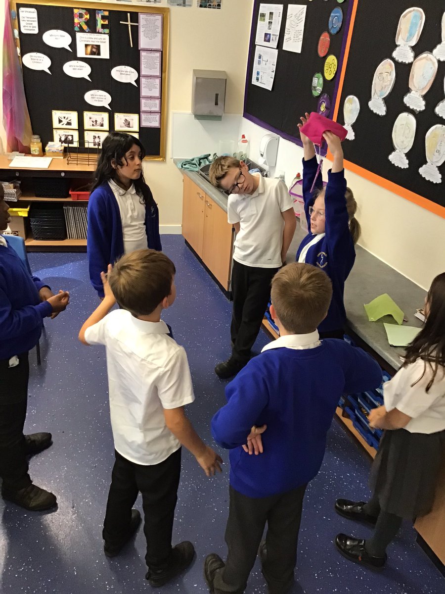 CanonYearFive's tweet image. Some more amazing science going on this afternoon! Forces and Mechanisms has been such an interesting topic and this afternoon they are learning about air resistance! Testing parachutes with different materials. 🪂 @Cornerstonesedu @LT_Trust @CanonSharples #CSPSSTEM #CSPSScience