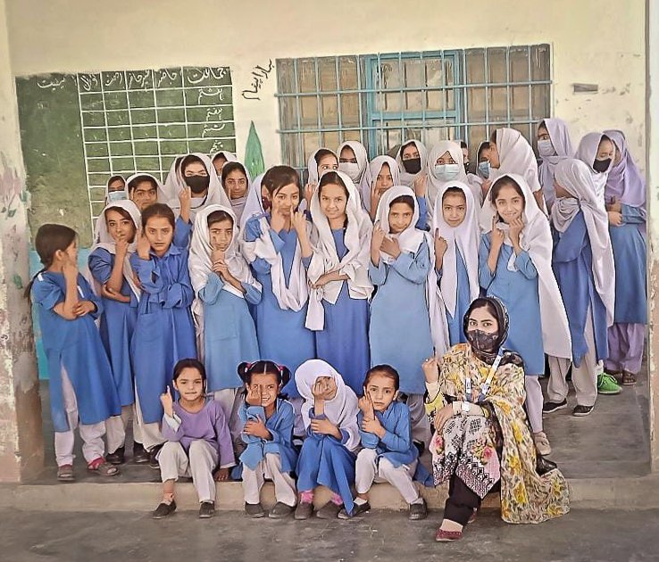 GlobalPhc's tweet photo. Another success story from #Quetta, where the PHC Global team visited Government Girls High School Killi khali, located in UC Shadenzai, and successfully vaccinated 90 students currently enrolled in the school.
@WHO @gavi @UNICEF_Pakistan
#TCVCatchupCampaign #TyphoidSeTahafuz https://t.co/a2Hsgkh4a2