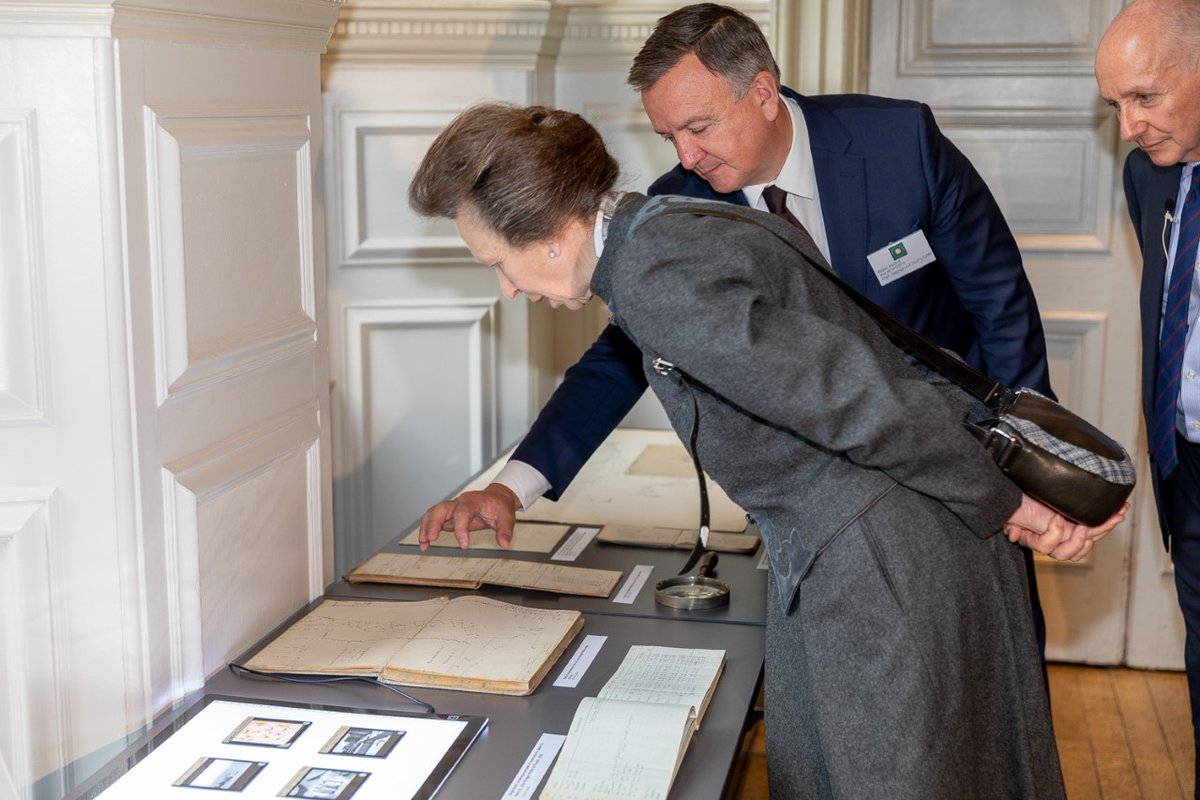 DofE's tweet photo. Last week our DofE Youth Ambassadors went to the @heartofarabia_ expedition launch at the @RGS_IBG. Also in attendance was HRH Anne, The Princess Royal who is Patron for The Heart of Arabia expedition. https://t.co/EeRR2slTHl