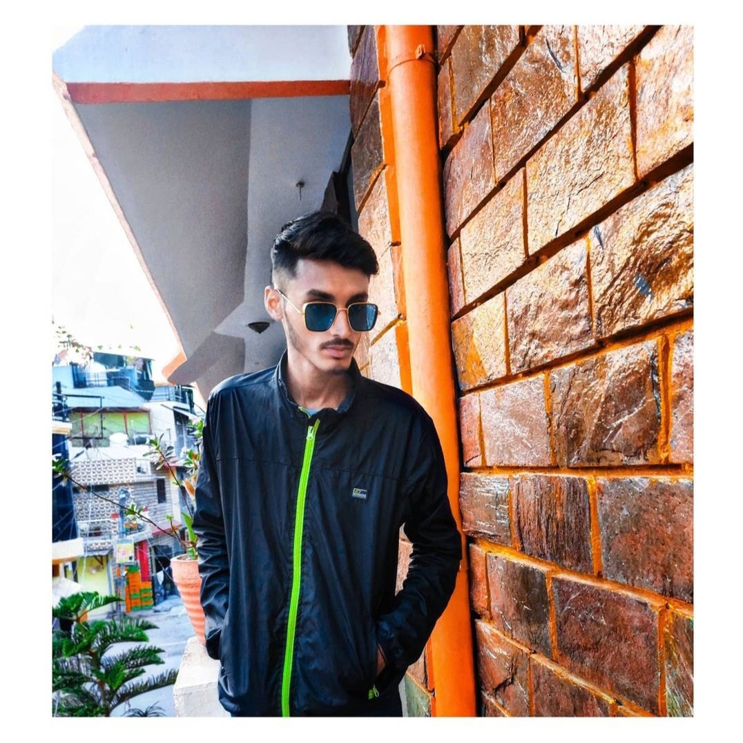 sarvin_seenu's tweet photo. #NewProfilePic https://t.co/QSrIJcxvLF