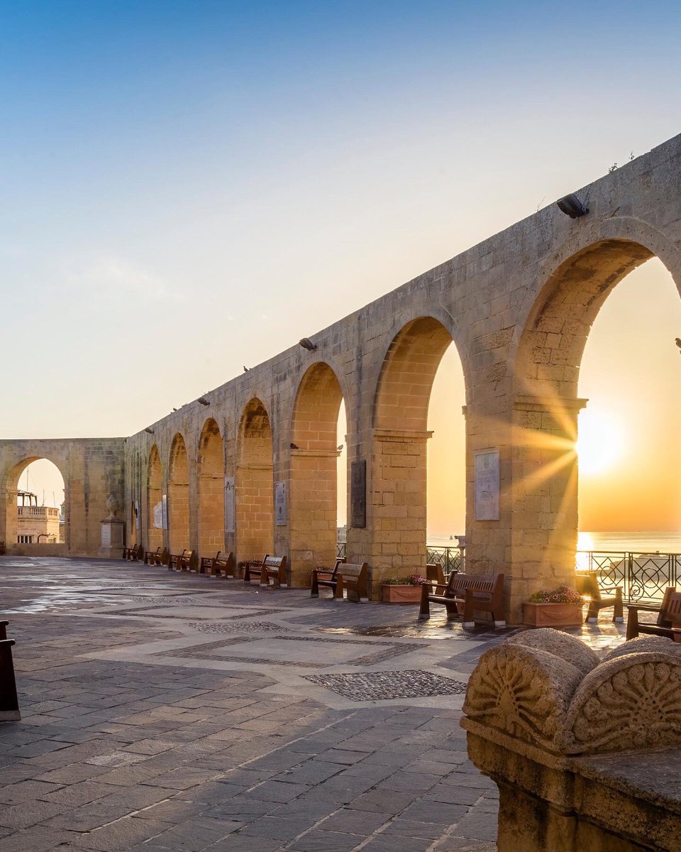 easyJetholidays's tweet photo. Here's clue 1 📢
Recognised as a UNESCO World Heritage site, your only worry will be what to explore first 🗺️
To enter...
🔸 Like this tweet
🔸 Follow @easyJetholidays
🔸 Reply with what country you think this is
🔸 Tag a friend
#SameTimeDifferentPlace https://t.co/zZyq72vut3