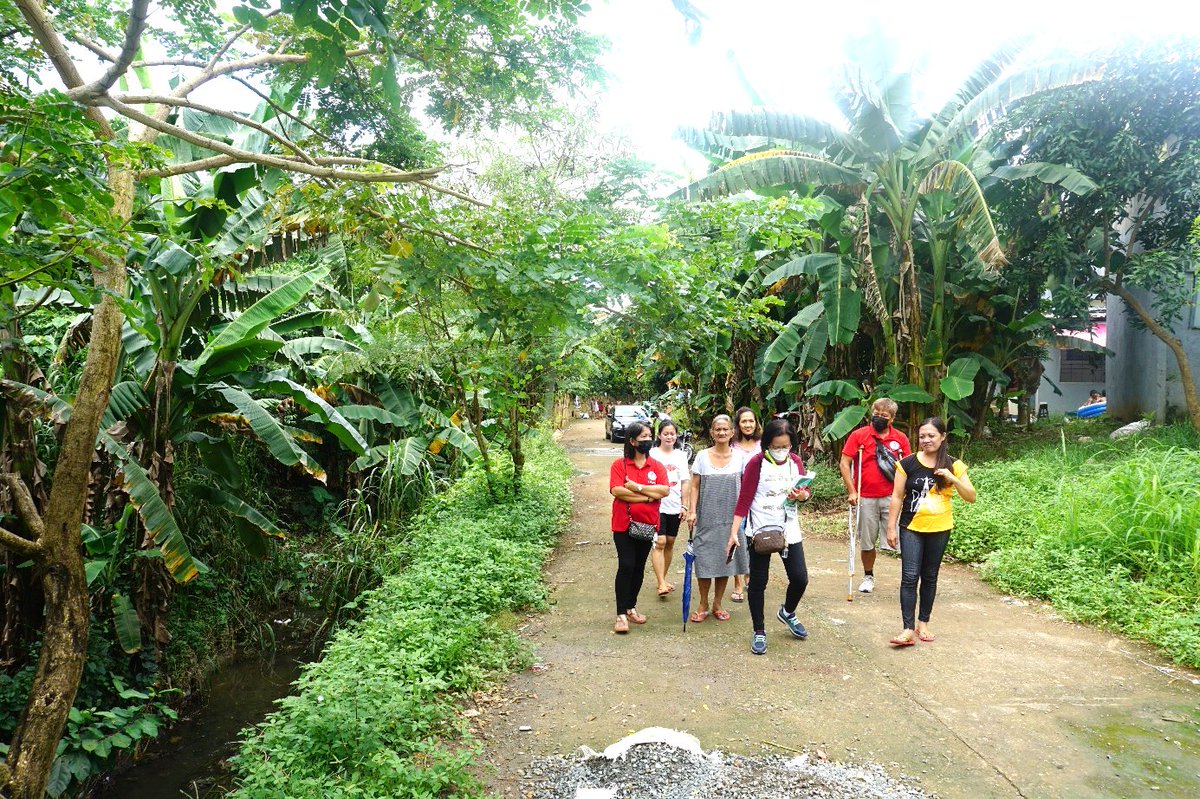 Ireus_Uni_Stgt's tweet photo. Interactive walk with community leaders through the St. Terese Off-City resettlement site in Teresa Rizal
#bmbf LIRLAP project, @sure_regions, @Official_UDP https://t.co/TnDYT8V6ub