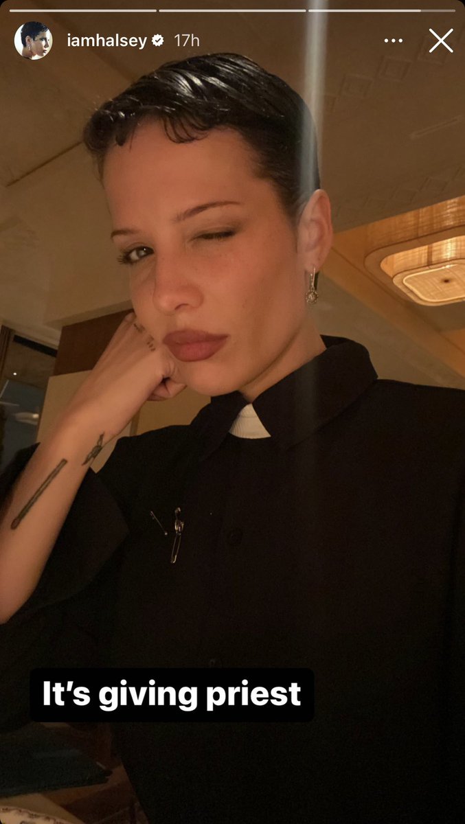 ohtitsjade's tweet photo. @halsey “it’s giving priest”
it’s actually giving “daddy” but O K A Y https://t.co/9ysj73VNmq