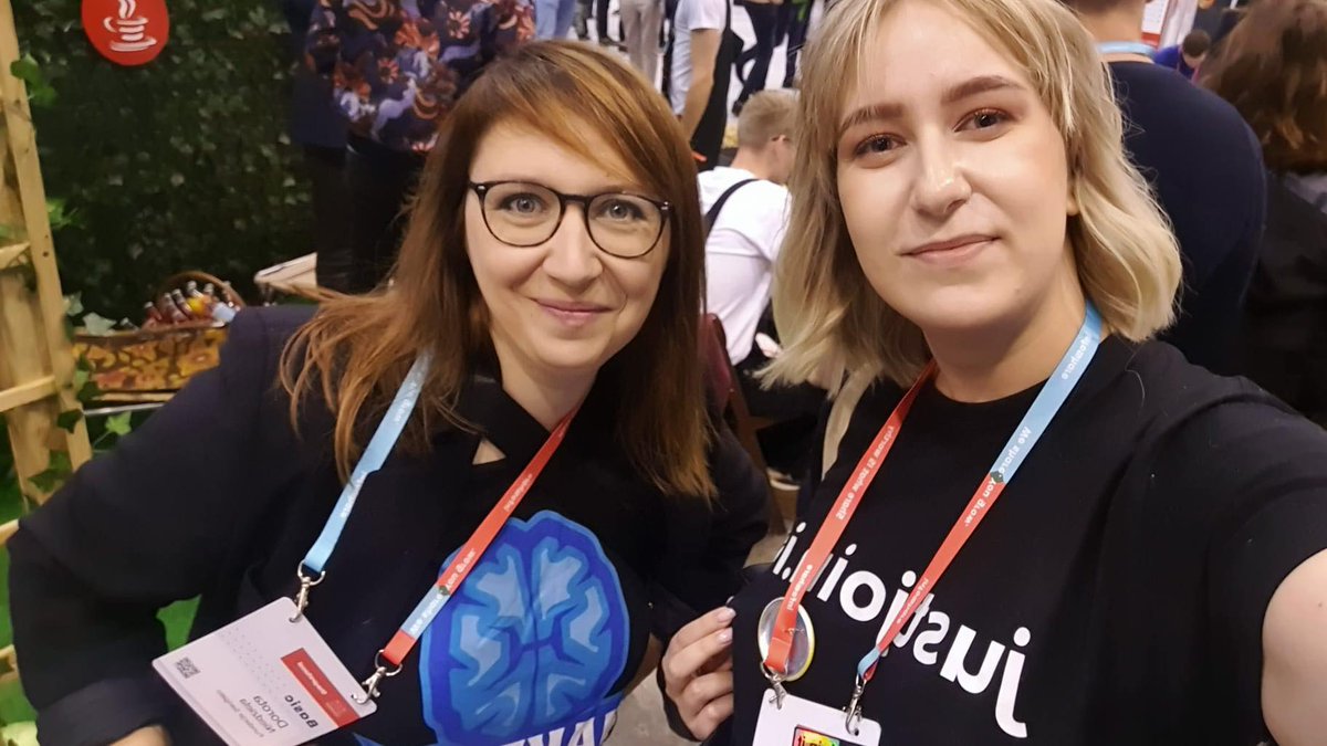 hakersiPL's tweet photo. #Cześć! 
@hakersiPL
  pozdrawiają dziś z jednego z największych eventów technologicznych — @infosharepl
Mamy przyjemność być Community Partnerem całego wydarzenia!🚀

#hakersi #infoshare #community #fundacja https://t.co/iKexeBVuUr