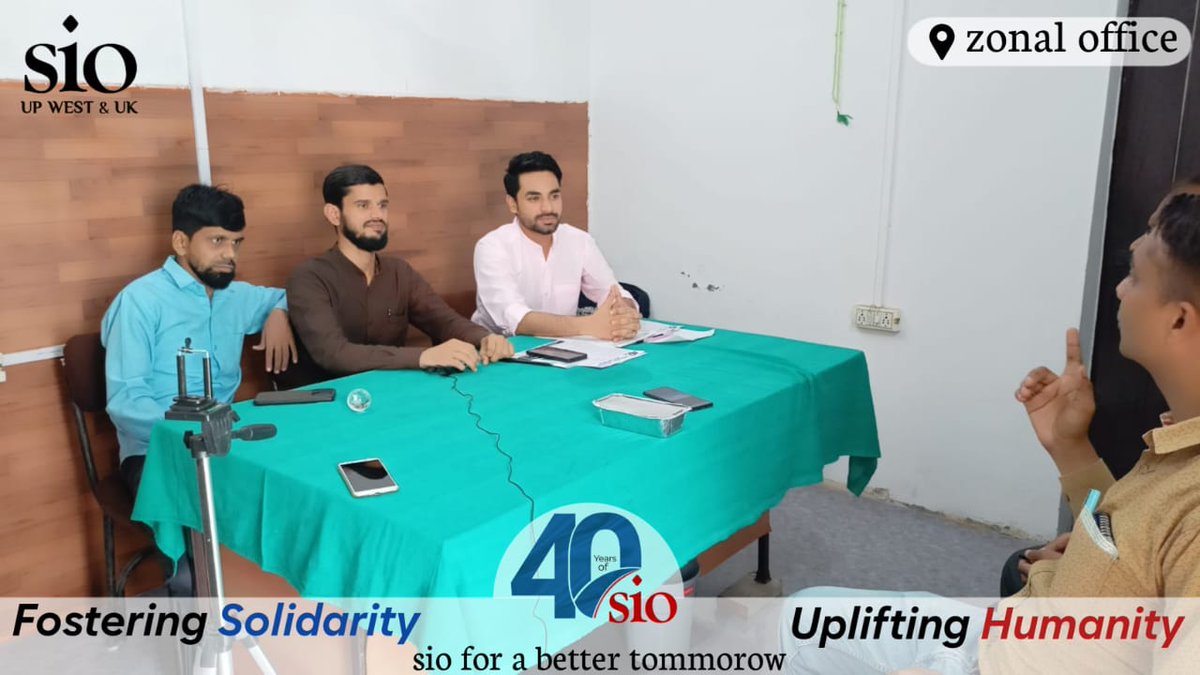 sioupwest's tweet photo. Zonal team along with Br. Nadeem (ZP), Br. @youmeens (ZS) &amp; Br. Mohtasim (PR sec) addressed a press conference regarding upcoming zonal campaign 40 Years of SIO at Aligarh. Representatives of various media houses including AmarUjala, Hindustan, Inquilab, AajTak &amp; ETV were present https://t.co/6rfq5s84H8