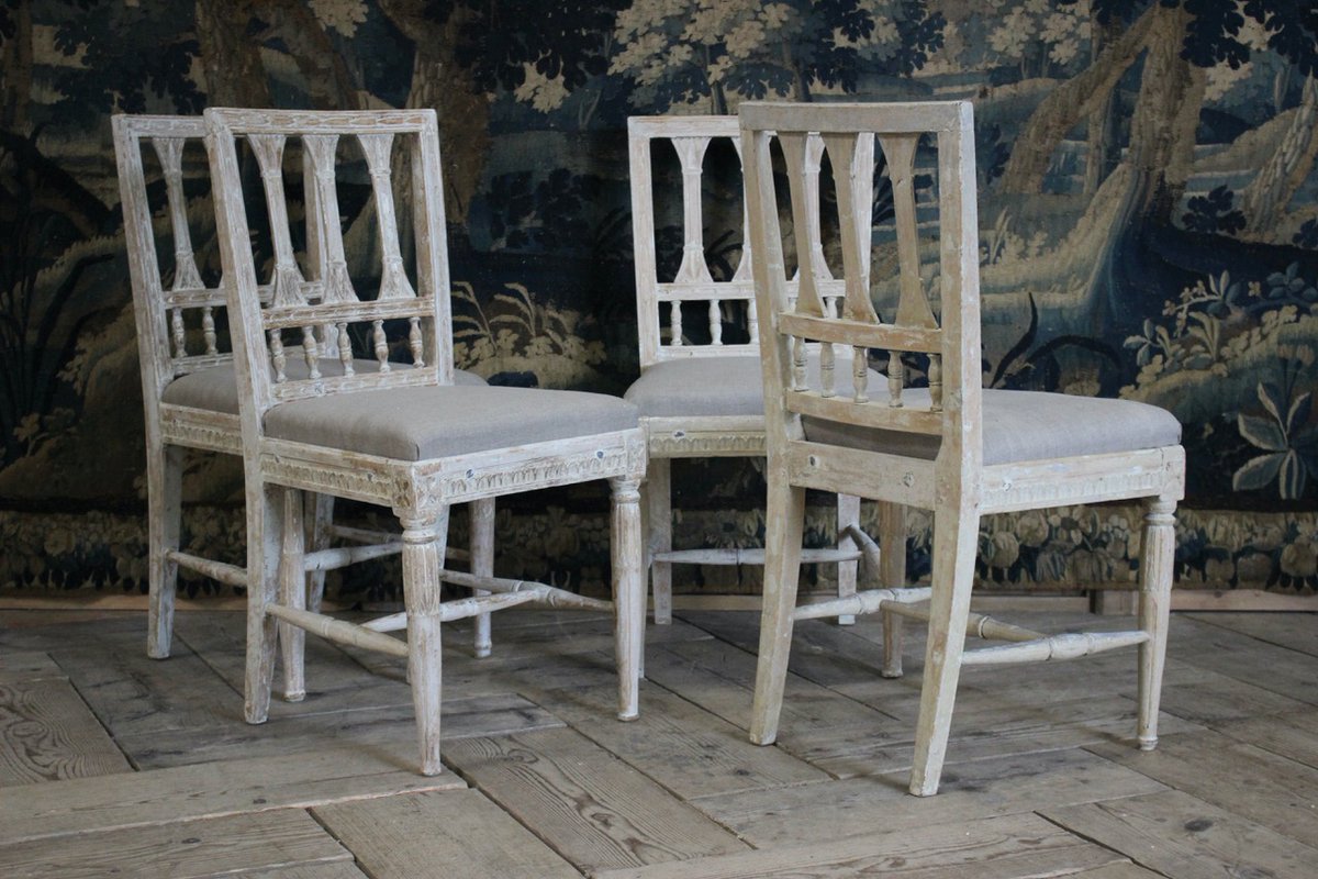 BrownriggUK's tweet photo. Set of Four 18th Century Swedish Gustavian Chairs in Original Paint

https://t.co/0bSd2fWJuT

#setofchairs #diningchairs #antiquechairs #antiquediningchairs #antique #furniture #interiordesign https://t.co/uFnVia0wkT