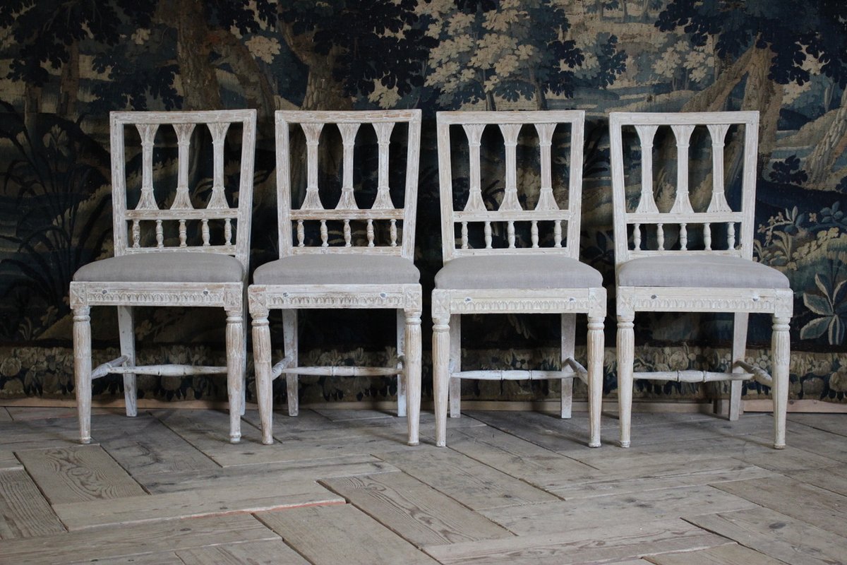 BrownriggUK's tweet photo. Set of Four 18th Century Swedish Gustavian Chairs in Original Paint

https://t.co/0bSd2fWJuT

#setofchairs #diningchairs #antiquechairs #antiquediningchairs #antique #furniture #interiordesign https://t.co/uFnVia0wkT