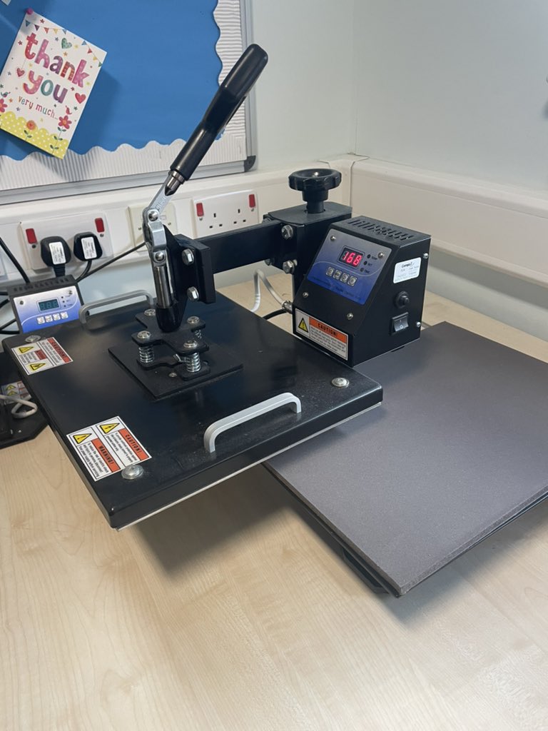 Miss Burrell tweet media