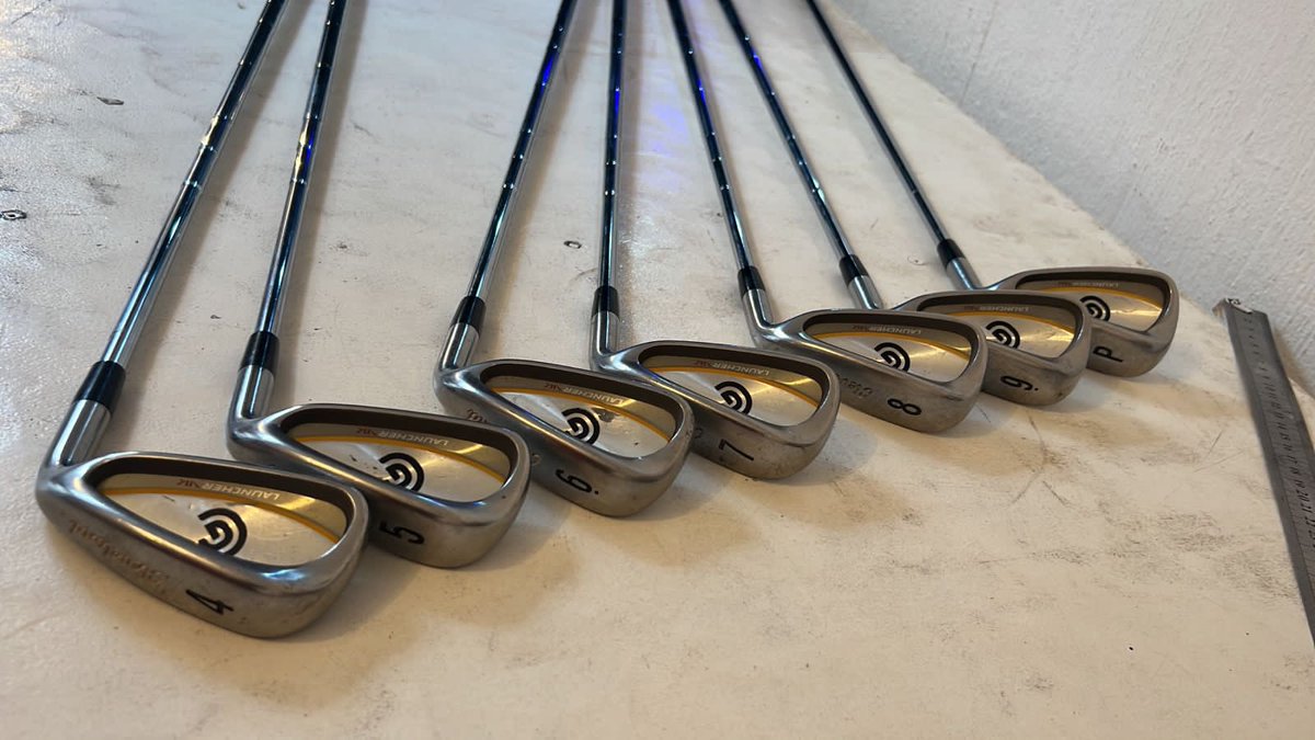 TshabalalaDevo's tweet photo. Selling my Golf sticks for all give me 5k #golf #worldofgolf @NathiSibiya8 canβt Golf anymore πππ https://t.co/jmVKjHAHzS