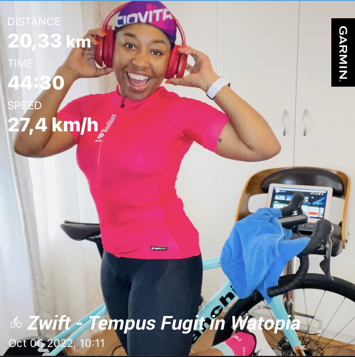 Devandy10's tweet photo. Pretty in Pink ๐๐for the @Vitality_SA weekly goals and streaks, nothing major ๐
๐ด๐ฝโโ๏ธ
@ciovitacycling @ILoveBoobies_za ๐
#IPaintedMyRide
#GirlsWhoRide ๐ธ๐ฝ๐ด๐ฝโโ๏ธ๐ฅฐ
#InspiredToRide
#AusiWaBianchi โฅ๏ธ https://t.co/P2odiOT7fb