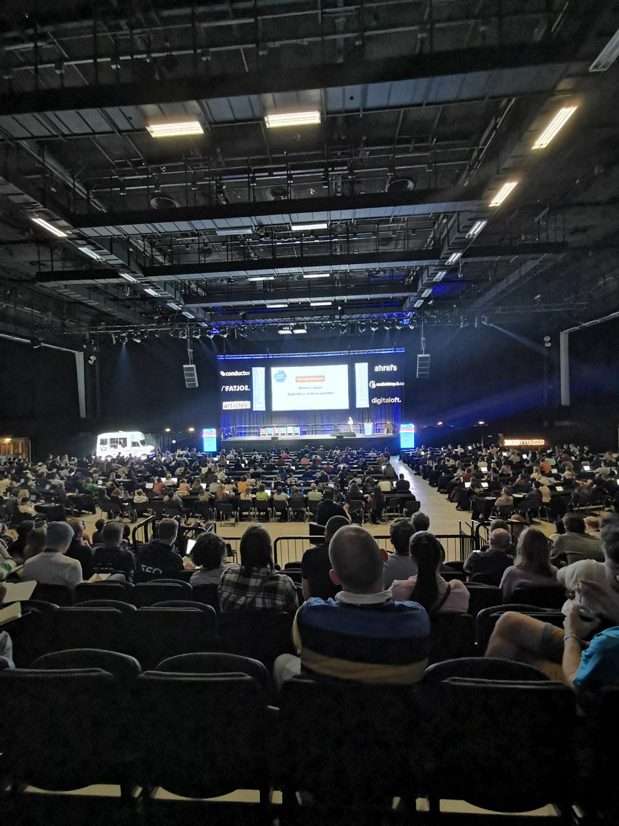 Enjoying first talks at #BrightonSEO
Back after several years! When came last time was all about the Mobilegeddon 😅 Anyone around for a chat?? Please DM!