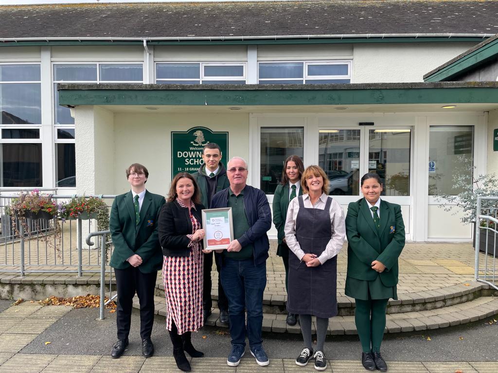 ChildreninXfire's tweet photo. A huge congratulations to @DownHighSchool who have achieved their Bronze #CompassionateSchoolAward 👏 by putting the #EducatingTheHeart into practice through the delivery of the pupil programme.
Our founder @richardcic was delighted to visit you today - WELL DONE 👏👏👏 https://t.co/va2S1yZexA