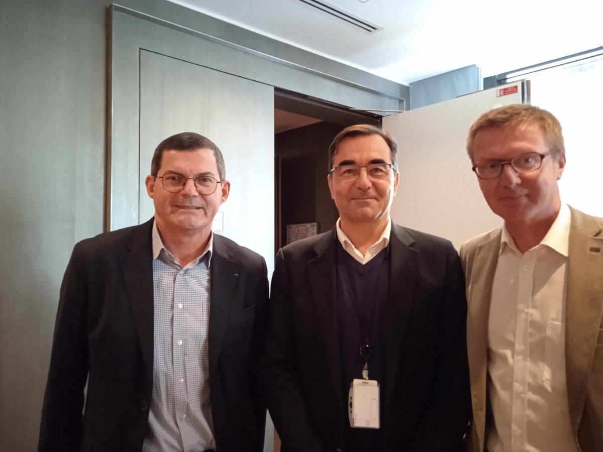 Terres Univia tweet media