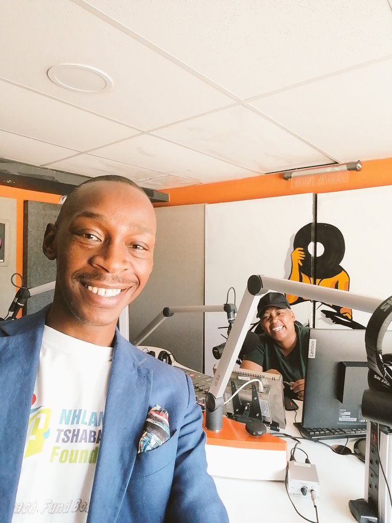 FoundationNt's tweet photo. Thank you @Eldosfm_876 for the opportunity to come speak about our 3rd annual Africa Rise Leadership Camp Competition 2022. 🙏🏾🇿🇦🌍👨🏽‍🎓👩🏽‍🎓 #TogetherWeCan #NTFCares #FutureLeaders #TimeToShine #TheTimeIsNow #leadershipcamp2022 https://t.co/tpfBBEQsQk