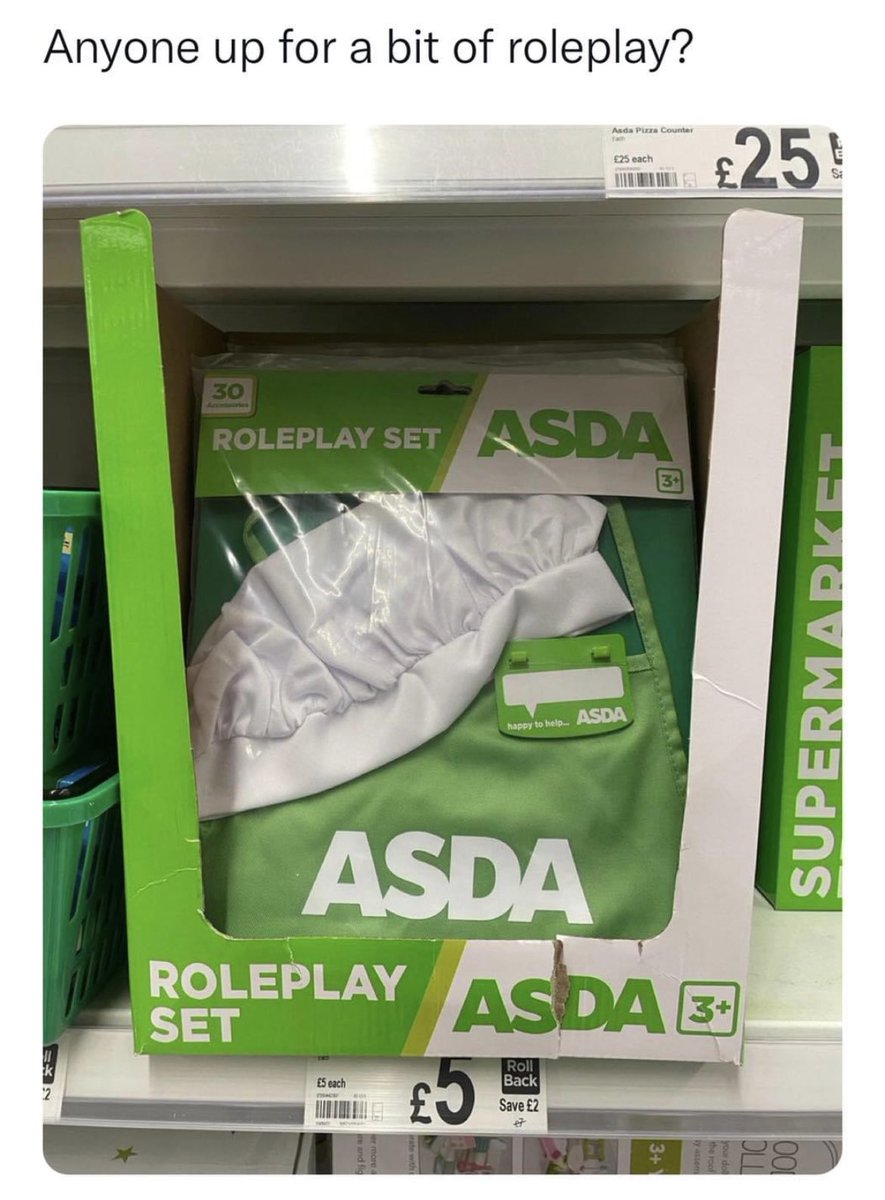 emilyprati's tweet photo. Wore this to Asda the other day.

Long story short, I'm covering Maureen's late shift on Saturday. https://t.co/RDGlVNkP0H