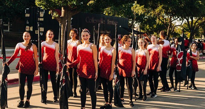 Diamonds_CHHS's tweet photo. HOCO PARADE 2022!

-

#chhsdiamonds #colorguard #diamondsdanceguard #gcisd #gcisdfinearts #football #marchingband #marching #colleyvilleheritageband #chhsband #winterguard #chhs #pfnd #dance #colorguardflag #colorguardsabre #colleyvilleheritagehighschool #chhsband #band #panthers https://t.co/4hEyjinRmQ