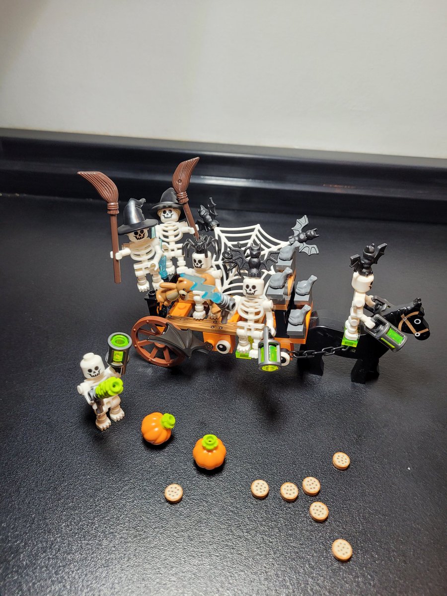 AllenAfol's tweet photo. Spooky VIP Add On Pack!
I've added a horse because there weren't enough wheels to make a carriage, but it's a Skeleton Pride float! Skeletons need recognition too!
What has everyone else built with theirs?
#spookyvipaddonpack #skeletonpride #Halloween #lego #afol #allenafol https://t.co/CF4xOwu0kB