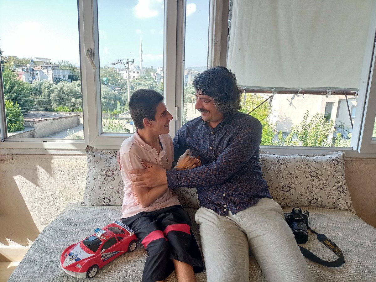 harunkabuklu's tweet photo. Bir gülüşüyle dünyayı güzelleştiren Serebral Palsi ile mücadele eden Mert Anıl Sağlamer kardeşimi evinde ziyaret ederek birlikte mutlu bir gün geçirdik.
#DünyaSerebralPalsiFarkındalıkGünü #farkındayız https://t.co/X8NZNYyBCu