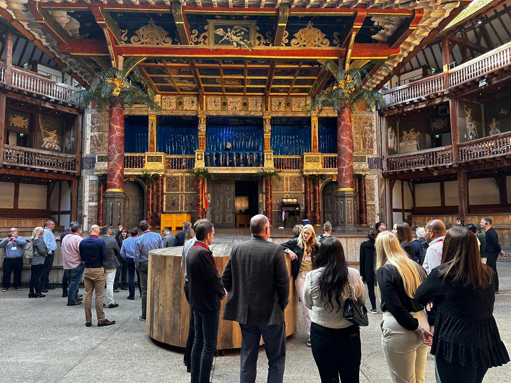 tiger_analytics's tweet image. We’re taking a break from talking ‘data’ and are enjoying a tour of @The_Globe before lunch, and a jam-packed afternoon schedule.

#TigerConnect #Data #UCAnalytics #CustomerEvent