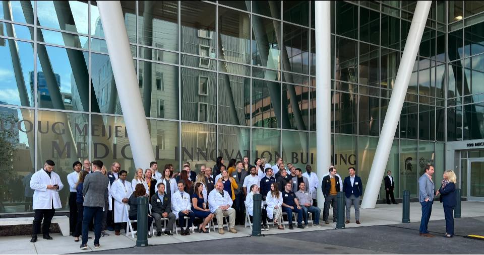 msabcwestmi's tweet photo. @bamfhealth is going to change the way we treat cancer. The latest addition to GR Medical Mile, bringing state-of-the-art technology to not only #WestMichigan but the country. @ACSMichigan is looking forward to working together to advance cures for cancer. https://t.co/Lo2X6gmv6i