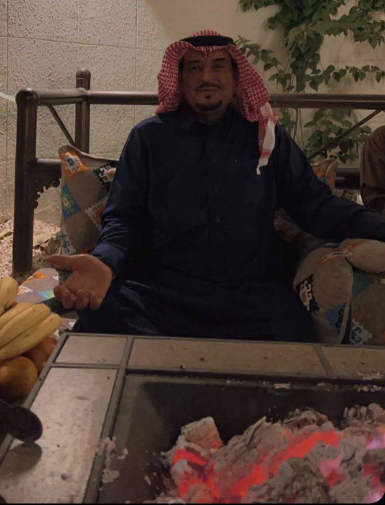 اجرى والدي عمليه صباح يوم السبت  1 اكتوبر وتكللت ولله الحمد بالنجاح
والحمدلله على السلامه يابعد راسي🤍