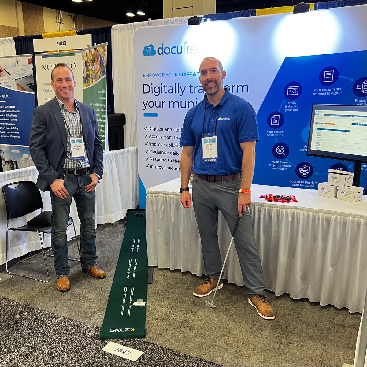 docufree's tweet image. We’re looking for the best putter at the @TML_Texas Conference &amp;amp; Exhibition!  At Booth 2047, show us your putting skills and take home the best Texas BBQ rub around bit.ly/3fv2rv1

#TMLAC2022 #Municipalities #Texas #Government