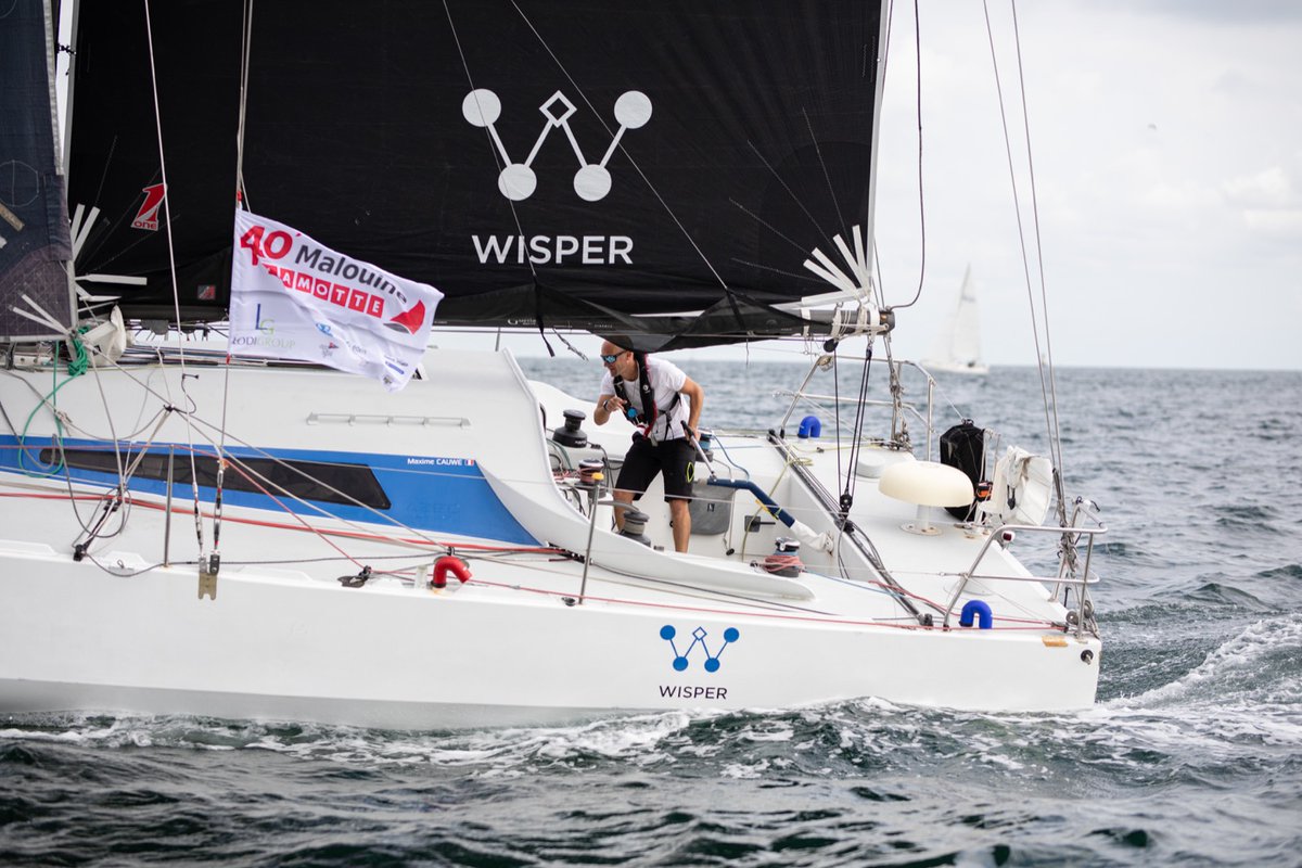 MaximeCauwe's tweet photo. Alors comme ça la @routedurhum c'est dans 1mois tout pile, bien bien bien bon ben go alors !!! #wisper #OnEstLarge (enfin faut le dire vite) https://t.co/xUhn05BwI4