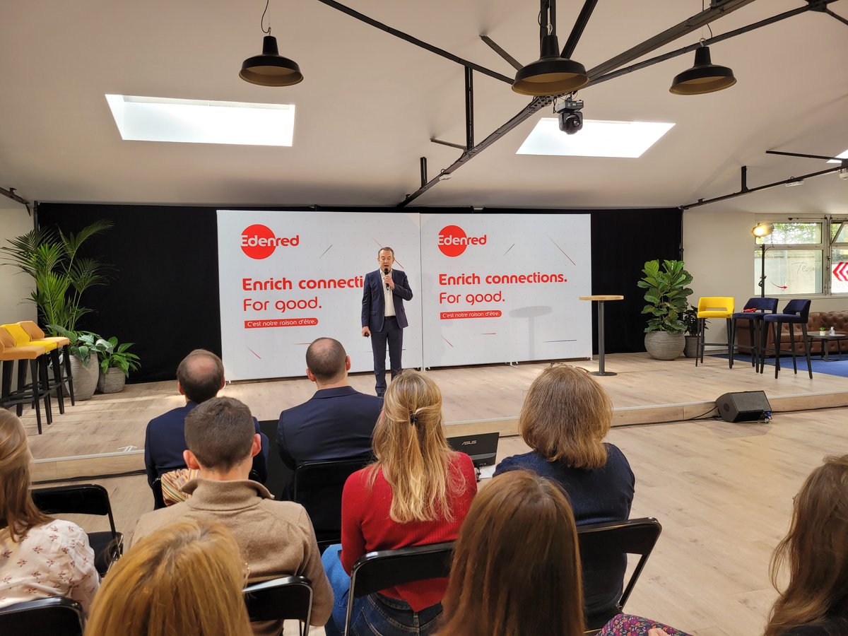 Cet après-midi, <a href="/ThierrySpencer/">Thierry Spencer</a> en keynote chez Edenred, pour défricher les tendances de l'#expérienceclient ! 
#cx #care