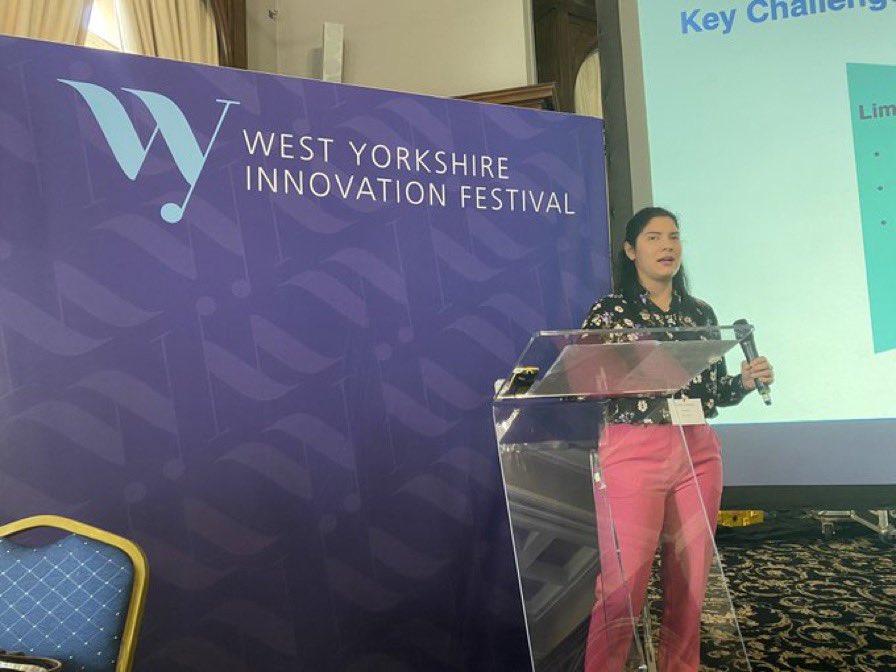 Laura Smith tweet media