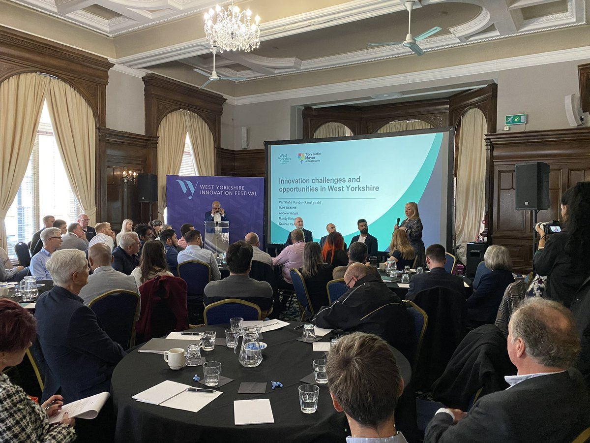 Laura Smith tweet media